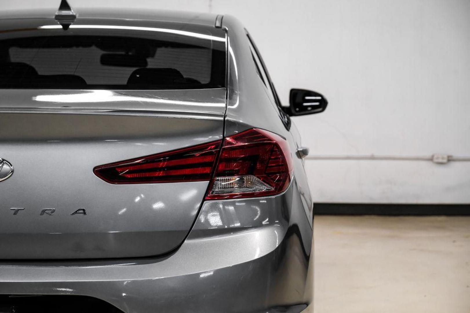 2020 Machine Gray /Black Hyundai Elantra SEL (5NPD84LFXLH) with an 2.0L 4-Cylinder DOHC 16V engine, CVT transmission, located at 15300 Midway Rd., Addison, TX, 75001, (972) 702-0011, 32.958321, -96.838074 - Photo#47