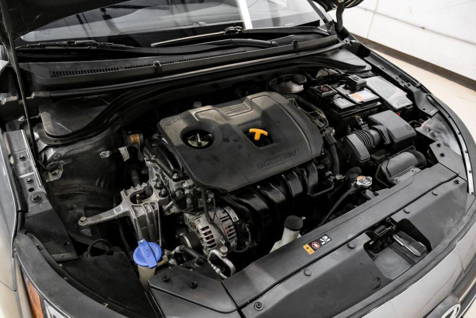 2020 Machine Gray /Black Hyundai Elantra SEL (5NPD84LFXLH) with an 2.0L 4-Cylinder DOHC 16V engine, CVT transmission, located at 15300 Midway Rd., Addison, TX, 75001, (972) 702-0011, 32.958321, -96.838074 - Photo#50