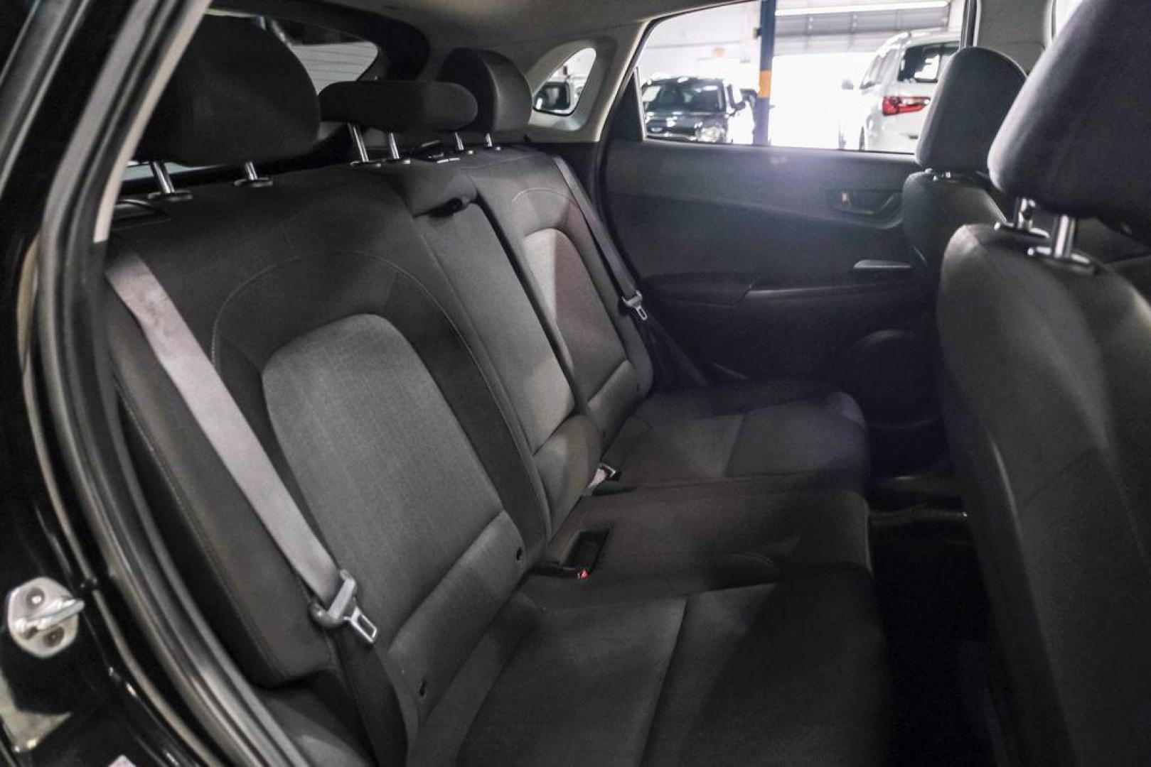 2022 Ultra Black /Black Hyundai Kona SEL (KM8K62AB1NU) with an 2.0L I4 MPI DOHC 16V LEV3-ULEV70 147hp engine, CVT transmission, located at 15300 Midway Rd., Addison, TX, 75001, (972) 702-0011, 32.958321, -96.838074 - Photo#32