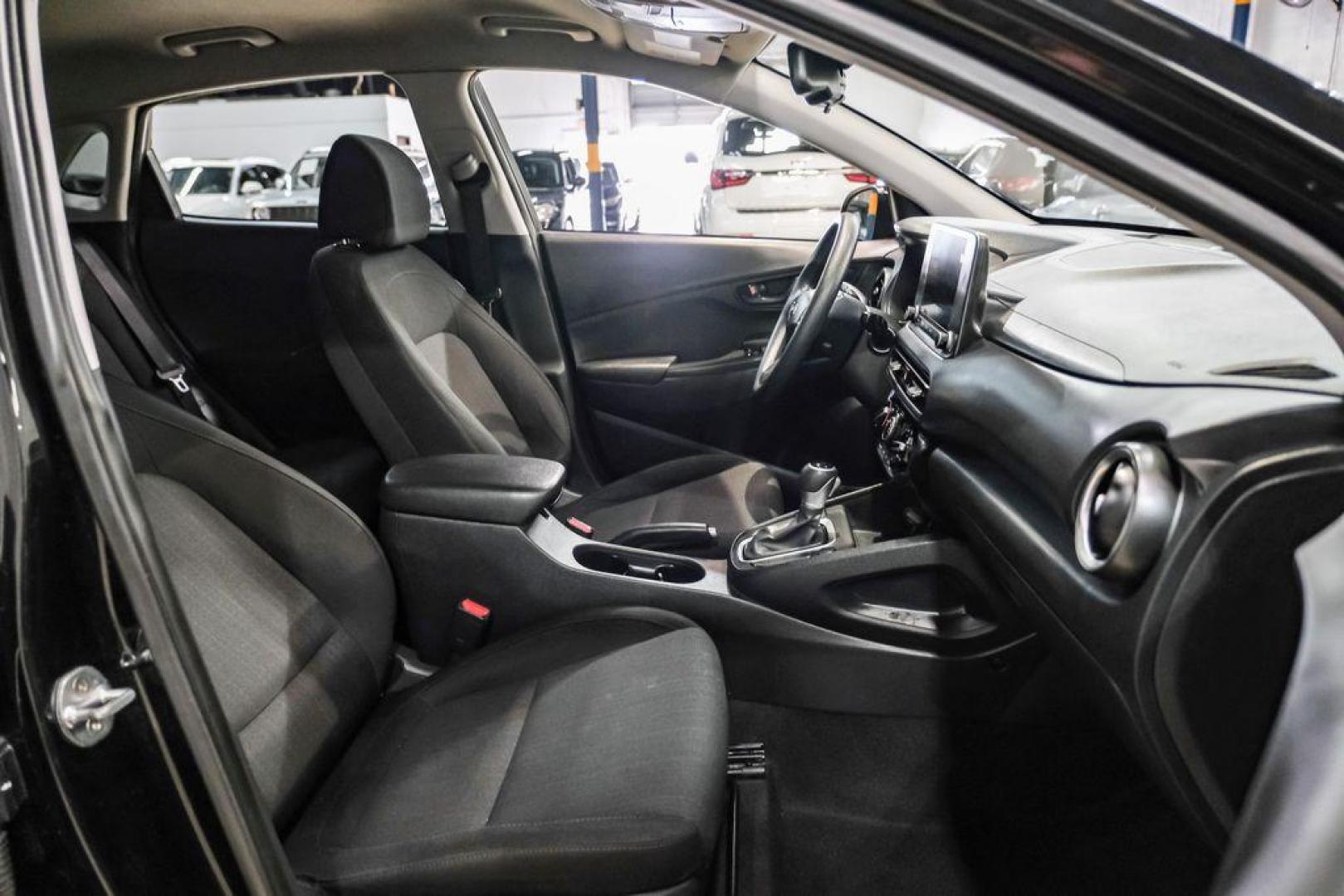 2022 Ultra Black /Black Hyundai Kona SEL (KM8K62AB1NU) with an 2.0L I4 MPI DOHC 16V LEV3-ULEV70 147hp engine, CVT transmission, located at 15300 Midway Rd., Addison, TX, 75001, (972) 702-0011, 32.958321, -96.838074 - Photo#30