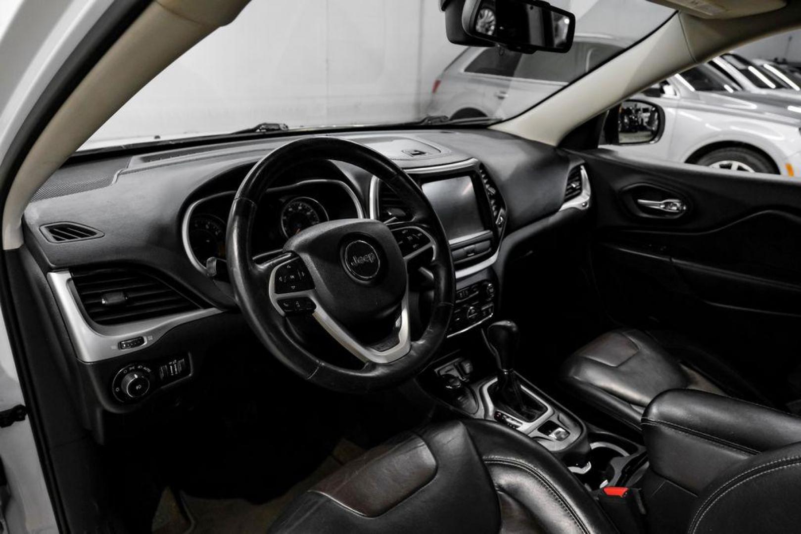 2015 Bright White Clearcoat /Indigo Blue/Brown Jeep Cherokee Limited (1C4PJMDS3FW) with an 3.2L V6 engine, Automatic transmission, located at 15300 Midway Rd., Addison, TX, 75001, (972) 702-0011, 32.958321, -96.838074 - Photo#2