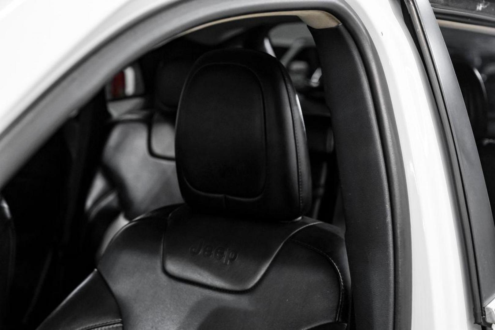 2015 Bright White Clearcoat /Indigo Blue/Brown Jeep Cherokee Limited (1C4PJMDS3FW) with an 3.2L V6 engine, Automatic transmission, located at 15300 Midway Rd., Addison, TX, 75001, (972) 702-0011, 32.958321, -96.838074 - Photo#32