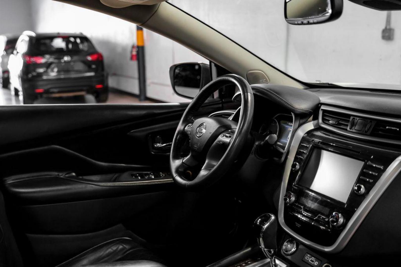 2020 Brilliant Silver Metallic /Graphite Nissan Murano Platinum (5N1AZ2DS3LN) with an 3.5L V6 DOHC 24V engine, CVT transmission, located at 15300 Midway Rd., Addison, TX, 75001, (972) 702-0011, 32.958321, -96.838074 - Photo#15