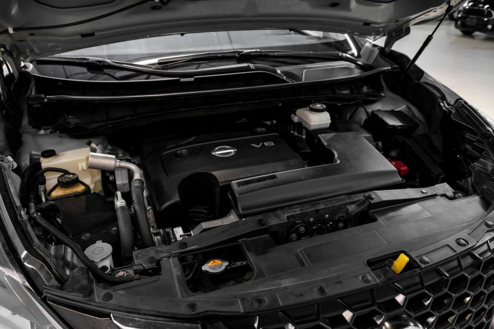 2020 Brilliant Silver Metallic /Graphite Nissan Murano Platinum (5N1AZ2DS3LN) with an 3.5L V6 DOHC 24V engine, CVT transmission, located at 15300 Midway Rd., Addison, TX, 75001, (972) 702-0011, 32.958321, -96.838074 - Photo#52