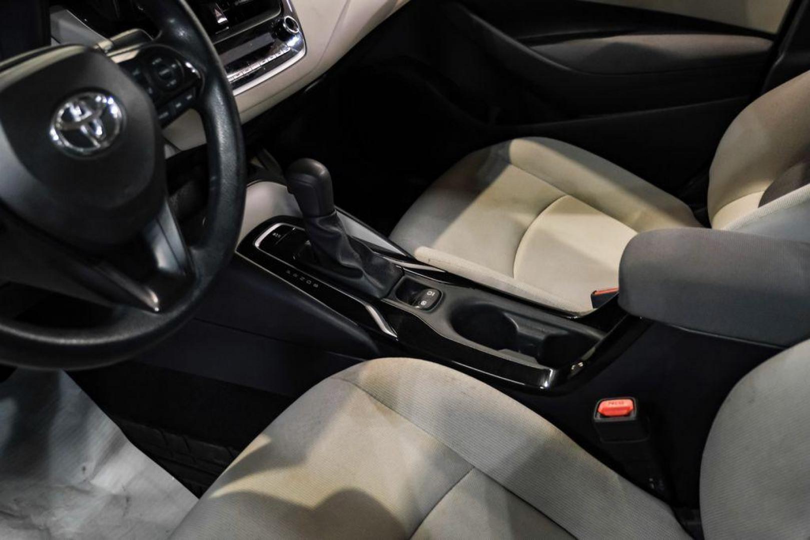 2022 Blueprint /Black/Blue Toyota Corolla LE (5YFEPMAE7NP) with an 1.8L I4 DOHC 16V engine, CVT transmission, located at 15300 Midway Rd., Addison, TX, 75001, (972) 702-0011, 32.958321, -96.838074 - Photo#21