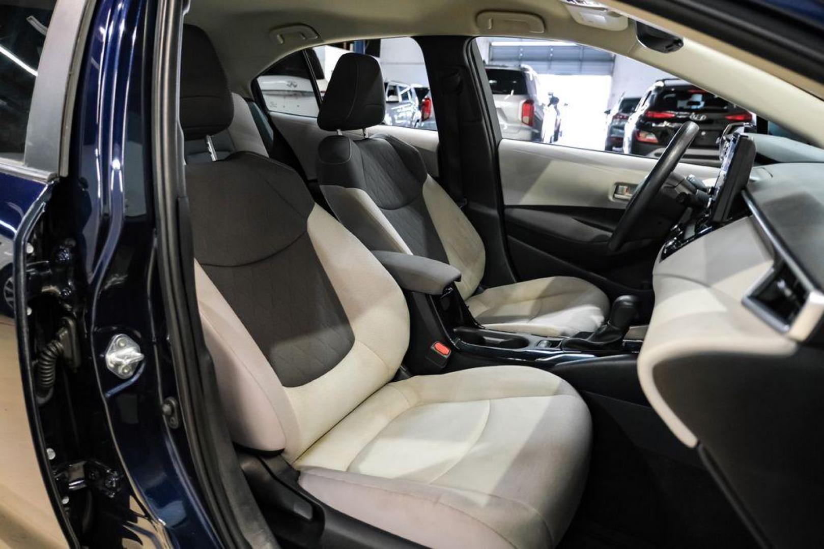 2022 Blueprint /Black/Blue Toyota Corolla LE (5YFEPMAE7NP) with an 1.8L I4 DOHC 16V engine, CVT transmission, located at 15300 Midway Rd., Addison, TX, 75001, (972) 702-0011, 32.958321, -96.838074 - Photo#31