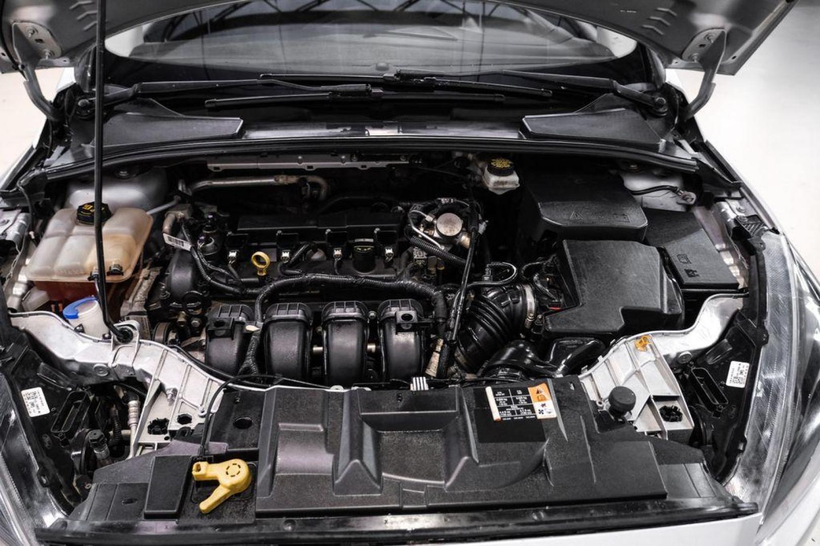 2017 Ingot Silver /Black Ford Focus SEL (1FADP3M23HL) with an 2.0L I4 GDI Ti-VCT Flex Fuel engine, Automatic transmission, located at 15300 Midway Rd., Addison, TX, 75001, (972) 702-0011, 32.958321, -96.838074 - Photo#45