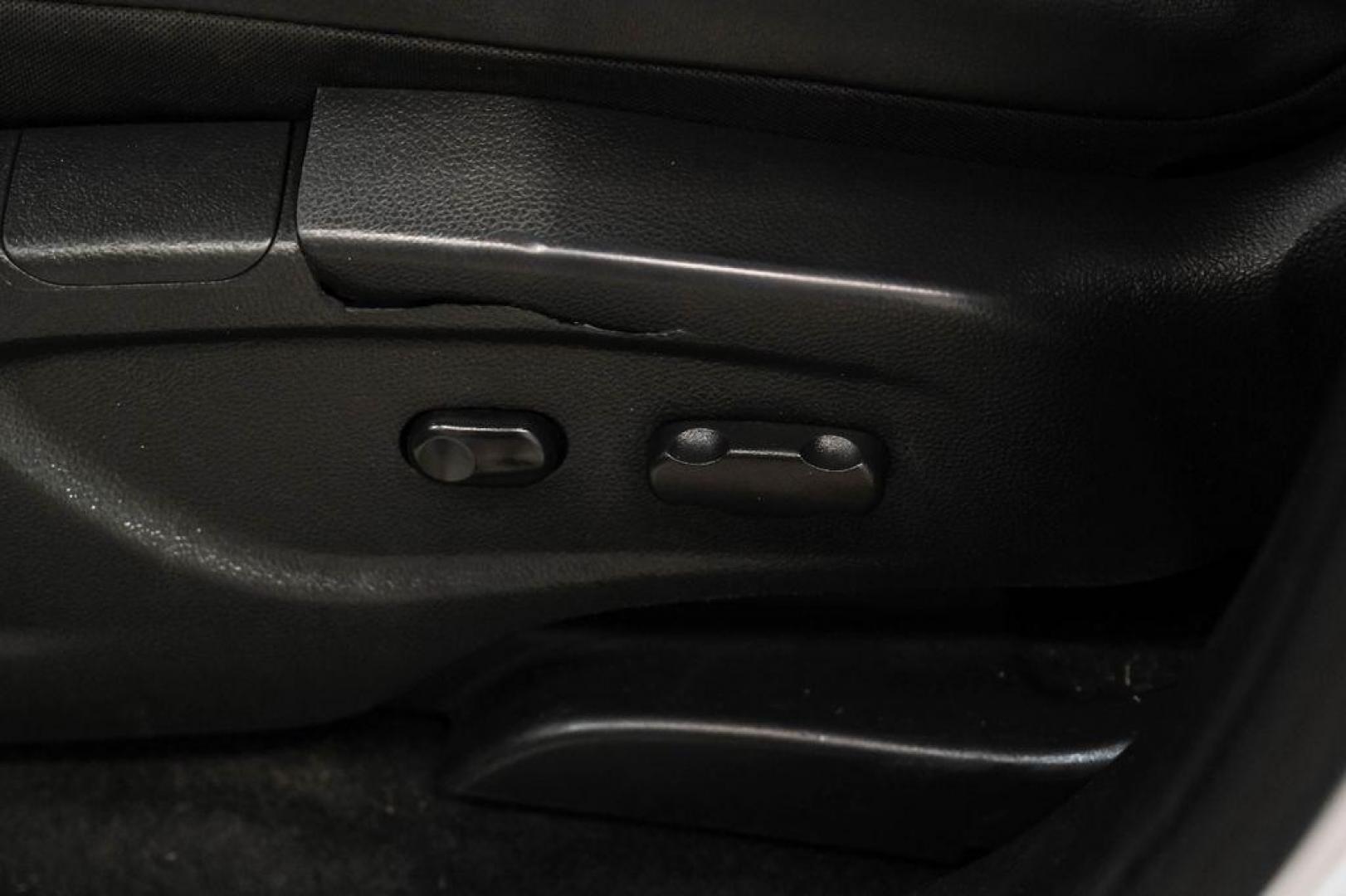 2020 Summit White /Ebony Buick Encore Preferred (KL4CJASB8LB) with an ECOTEC 1.4L I4 SMPI DOHC Turbocharged VVT engine, Automatic transmission, located at 15300 Midway Rd., Addison, TX, 75001, (972) 702-0011, 32.958321, -96.838074 - Photo#32