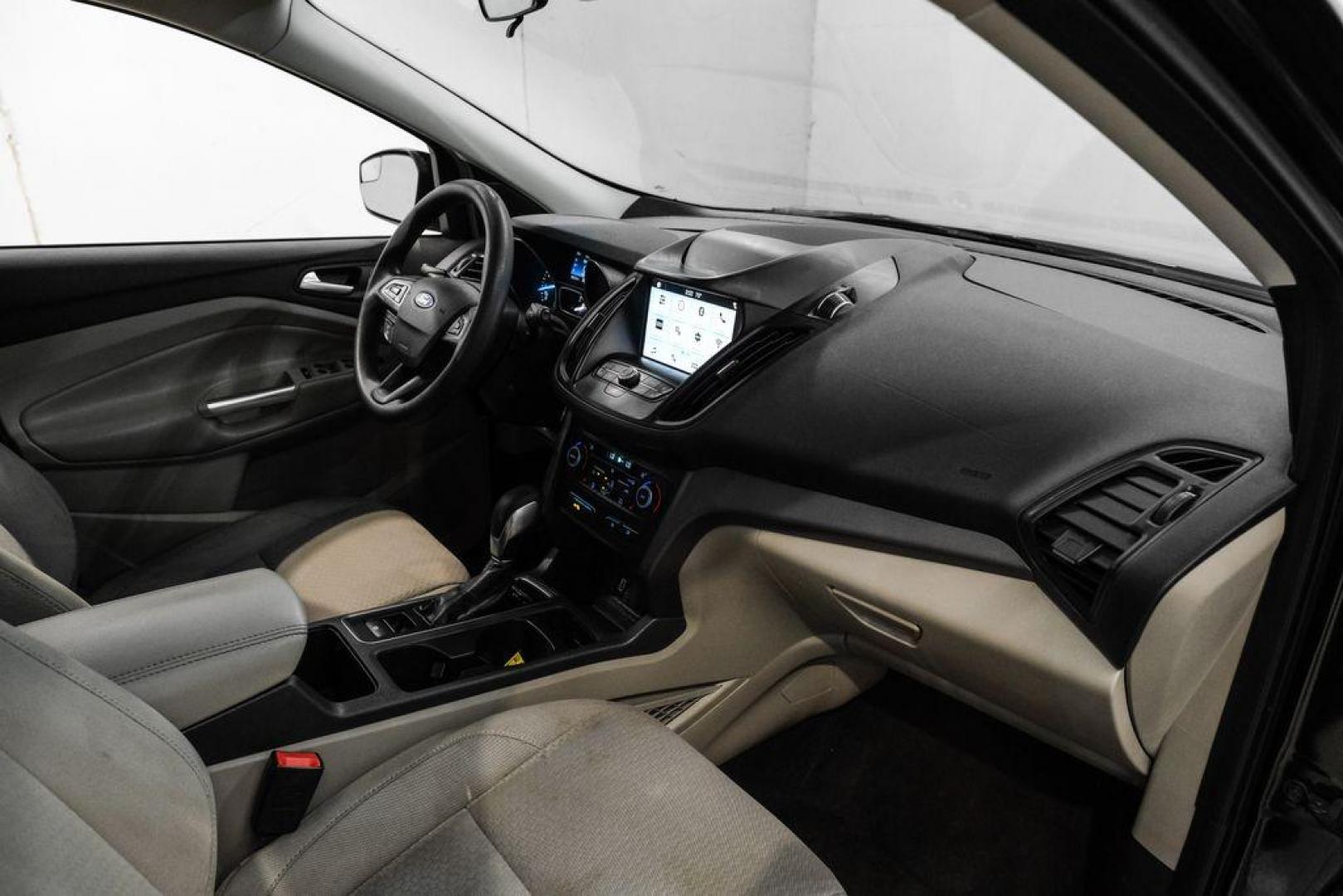 2019 Black /Medium Light Stone Ford Escape SE (1FMCU0GD2KU) with an 1.5L EcoBoost engine, Automatic transmission, located at 15300 Midway Rd., Addison, TX, 75001, (972) 702-0011, 32.958321, -96.838074 - Photo#17