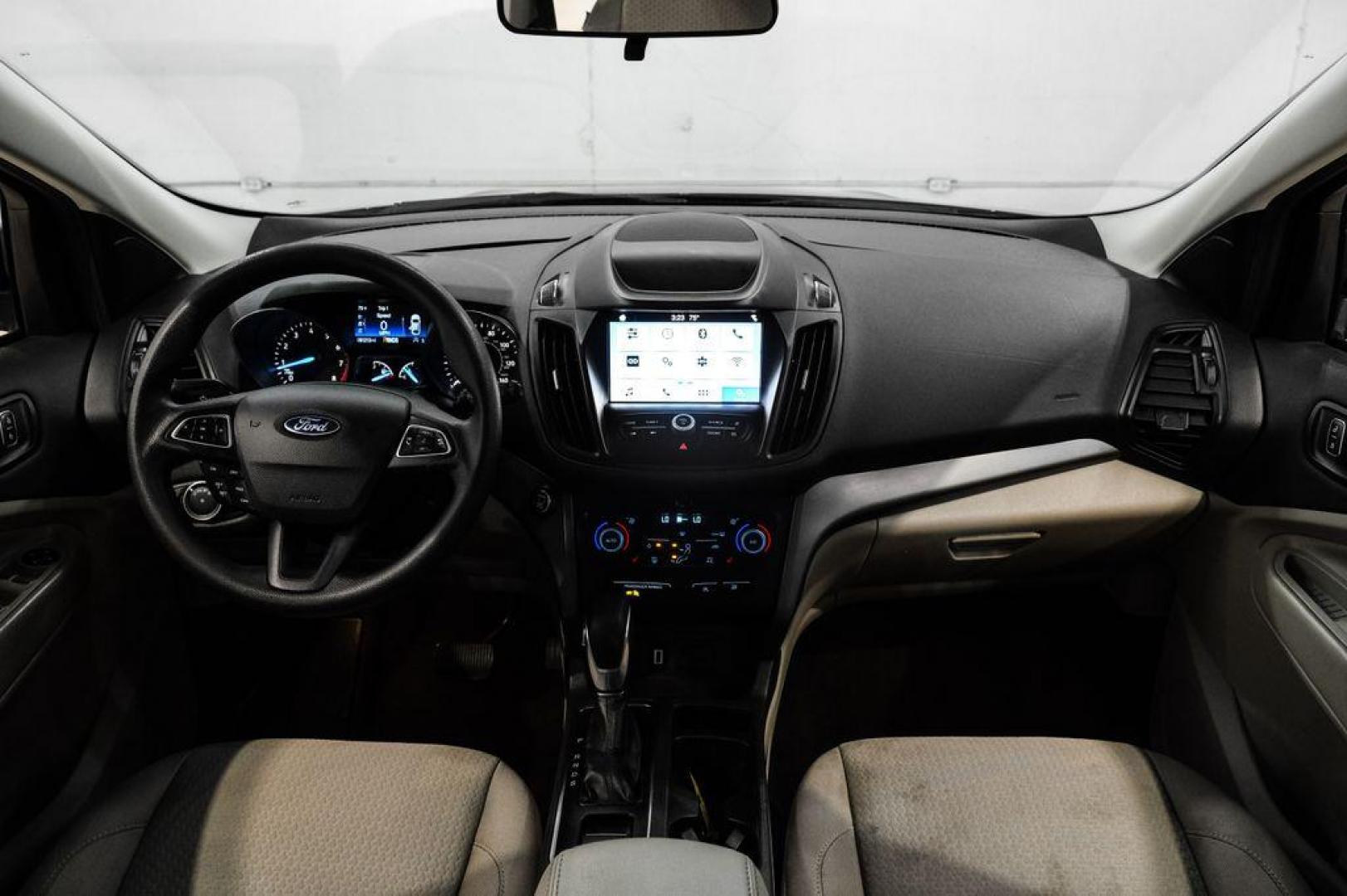 2019 Black /Medium Light Stone Ford Escape SE (1FMCU0GD2KU) with an 1.5L EcoBoost engine, Automatic transmission, located at 15300 Midway Rd., Addison, TX, 75001, (972) 702-0011, 32.958321, -96.838074 - Photo#18
