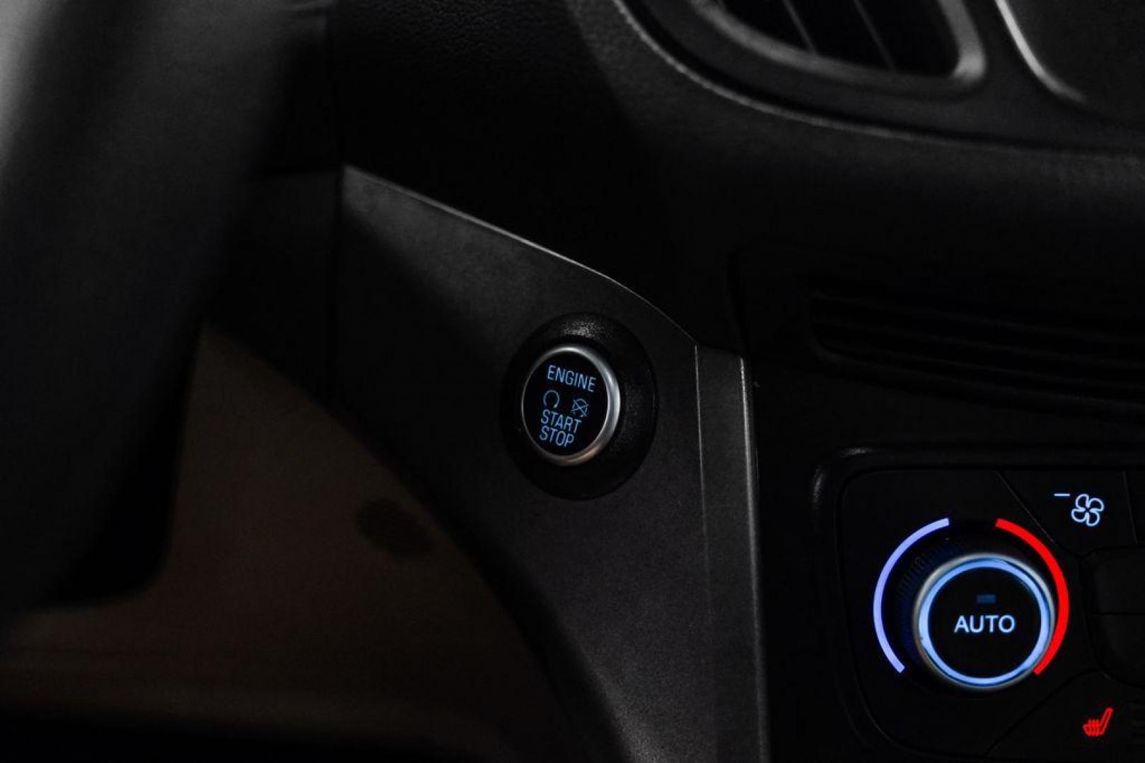 2019 Black /Medium Light Stone Ford Escape SE (1FMCU0GD2KU) with an 1.5L EcoBoost engine, Automatic transmission, located at 15300 Midway Rd., Addison, TX, 75001, (972) 702-0011, 32.958321, -96.838074 - Photo#25