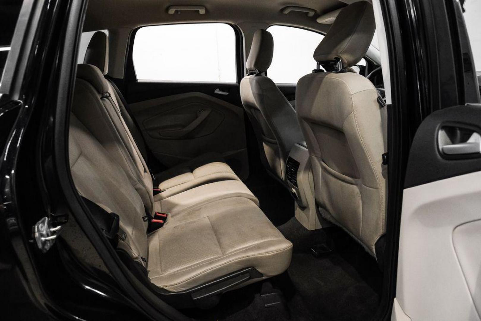 2019 Black /Medium Light Stone Ford Escape SE (1FMCU0GD2KU) with an 1.5L EcoBoost engine, Automatic transmission, located at 15300 Midway Rd., Addison, TX, 75001, (972) 702-0011, 32.958321, -96.838074 - Photo#36