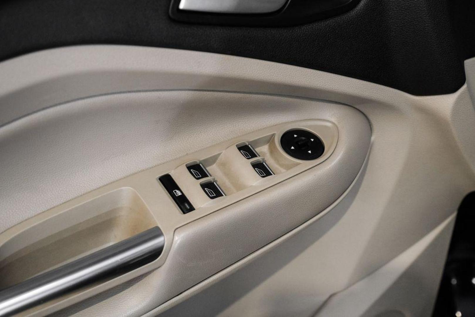 2019 Black /Medium Light Stone Ford Escape SE (1FMCU0GD2KU) with an 1.5L EcoBoost engine, Automatic transmission, located at 15300 Midway Rd., Addison, TX, 75001, (972) 702-0011, 32.958321, -96.838074 - Photo#44