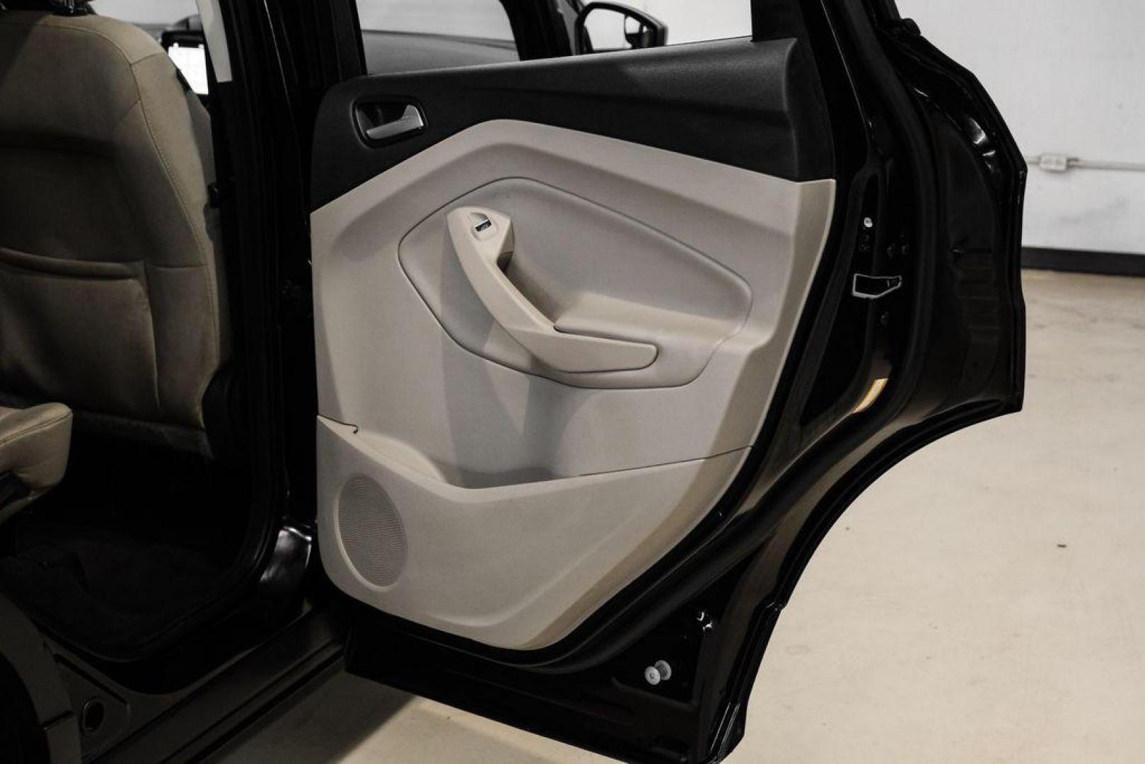 2019 Black /Medium Light Stone Ford Escape SE (1FMCU0GD2KU) with an 1.5L EcoBoost engine, Automatic transmission, located at 15300 Midway Rd., Addison, TX, 75001, (972) 702-0011, 32.958321, -96.838074 - Photo#47