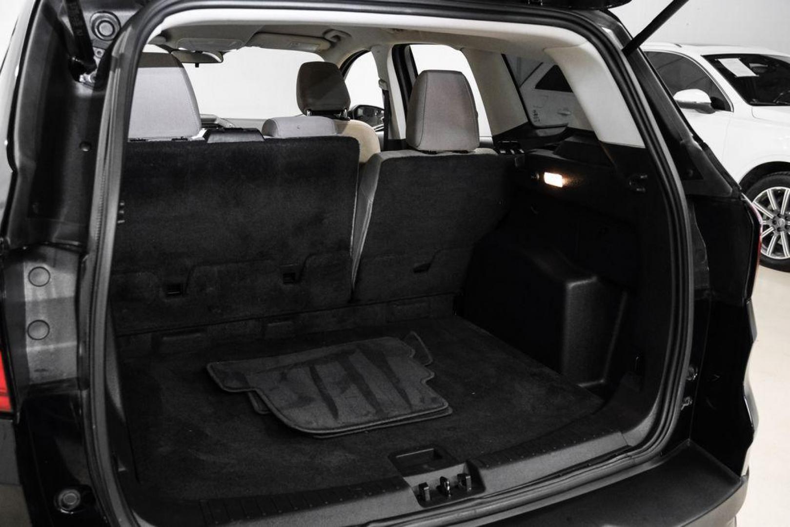 2019 Black /Medium Light Stone Ford Escape SE (1FMCU0GD2KU) with an 1.5L EcoBoost engine, Automatic transmission, located at 15300 Midway Rd., Addison, TX, 75001, (972) 702-0011, 32.958321, -96.838074 - Photo#54