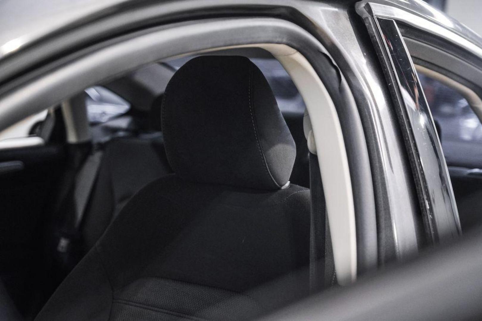 2020 Magnetic /Ebony Ford Fusion SE (3FA6P0HD5LR) with an 1.5L EcoBoost engine, Automatic transmission, located at 15300 Midway Rd., Addison, TX, 75001, (972) 702-0011, 32.958321, -96.838074 - Photo#27