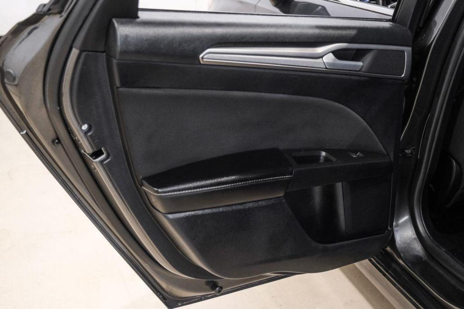 2020 Magnetic /Ebony Ford Fusion SE (3FA6P0HD5LR) with an 1.5L EcoBoost engine, Automatic transmission, located at 15300 Midway Rd., Addison, TX, 75001, (972) 702-0011, 32.958321, -96.838074 - Photo#41