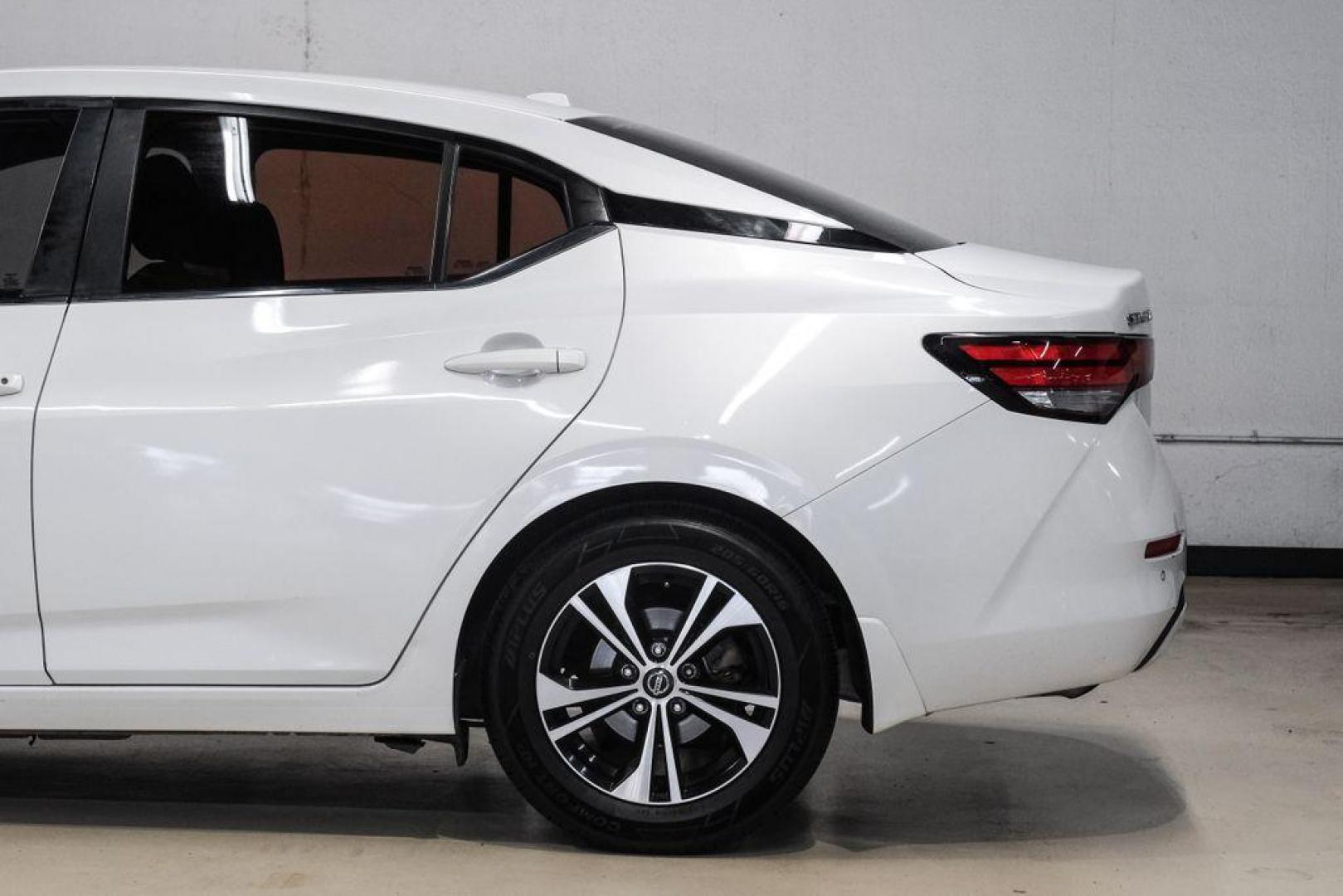 2020 Aspen White Tricoat /Charcoal Nissan Sentra SV (3N1AB8CVXLY) with an 2.0L DOHC engine, CVT transmission, located at 15300 Midway Rd., Addison, TX, 75001, (972) 702-0011, 32.958321, -96.838074 - Photo#12
