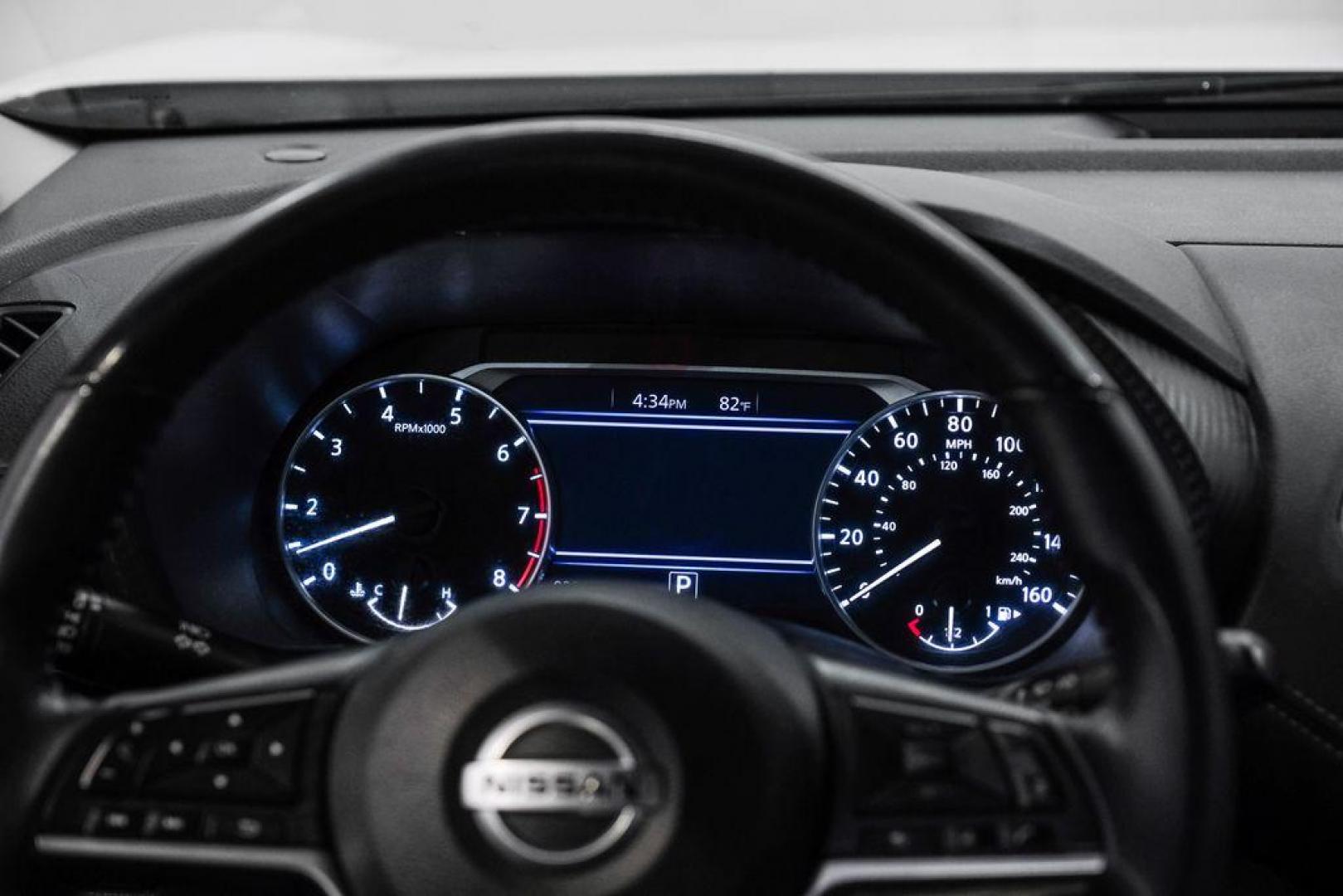 2020 Aspen White Tricoat /Charcoal Nissan Sentra SV (3N1AB8CVXLY) with an 2.0L DOHC engine, CVT transmission, located at 15300 Midway Rd., Addison, TX, 75001, (972) 702-0011, 32.958321, -96.838074 - Photo#18