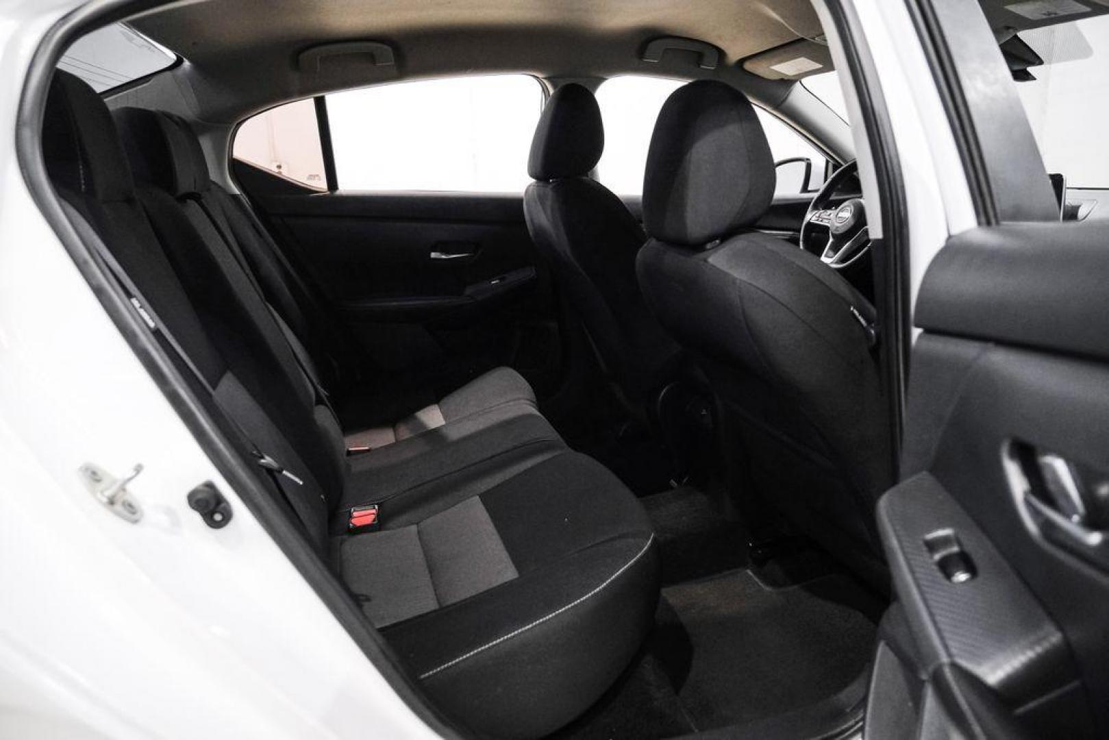 2020 Aspen White Tricoat /Charcoal Nissan Sentra SV (3N1AB8CVXLY) with an 2.0L DOHC engine, CVT transmission, located at 15300 Midway Rd., Addison, TX, 75001, (972) 702-0011, 32.958321, -96.838074 - Photo#33