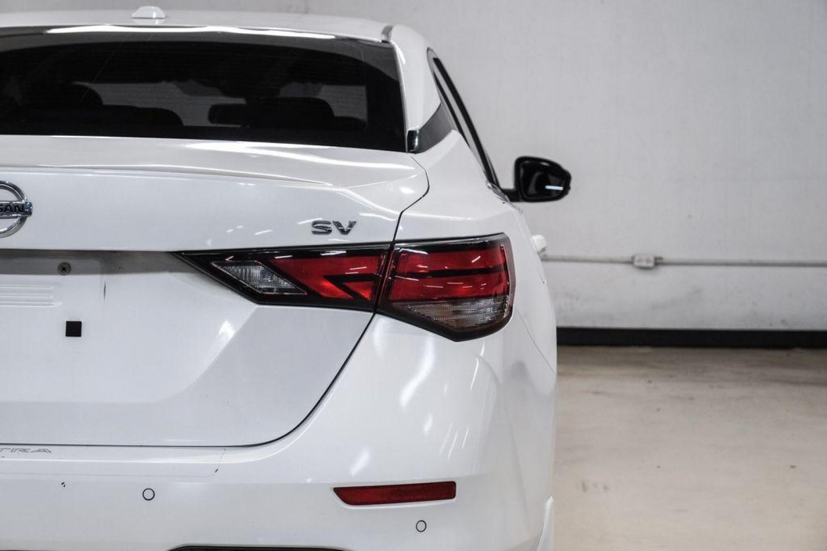 2020 Aspen White Tricoat /Charcoal Nissan Sentra SV (3N1AB8CVXLY) with an 2.0L DOHC engine, CVT transmission, located at 15300 Midway Rd., Addison, TX, 75001, (972) 702-0011, 32.958321, -96.838074 - Photo#45