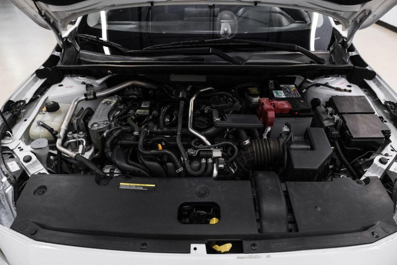 2020 Aspen White Tricoat /Charcoal Nissan Sentra SV (3N1AB8CVXLY) with an 2.0L DOHC engine, CVT transmission, located at 15300 Midway Rd., Addison, TX, 75001, (972) 702-0011, 32.958321, -96.838074 - Photo#47