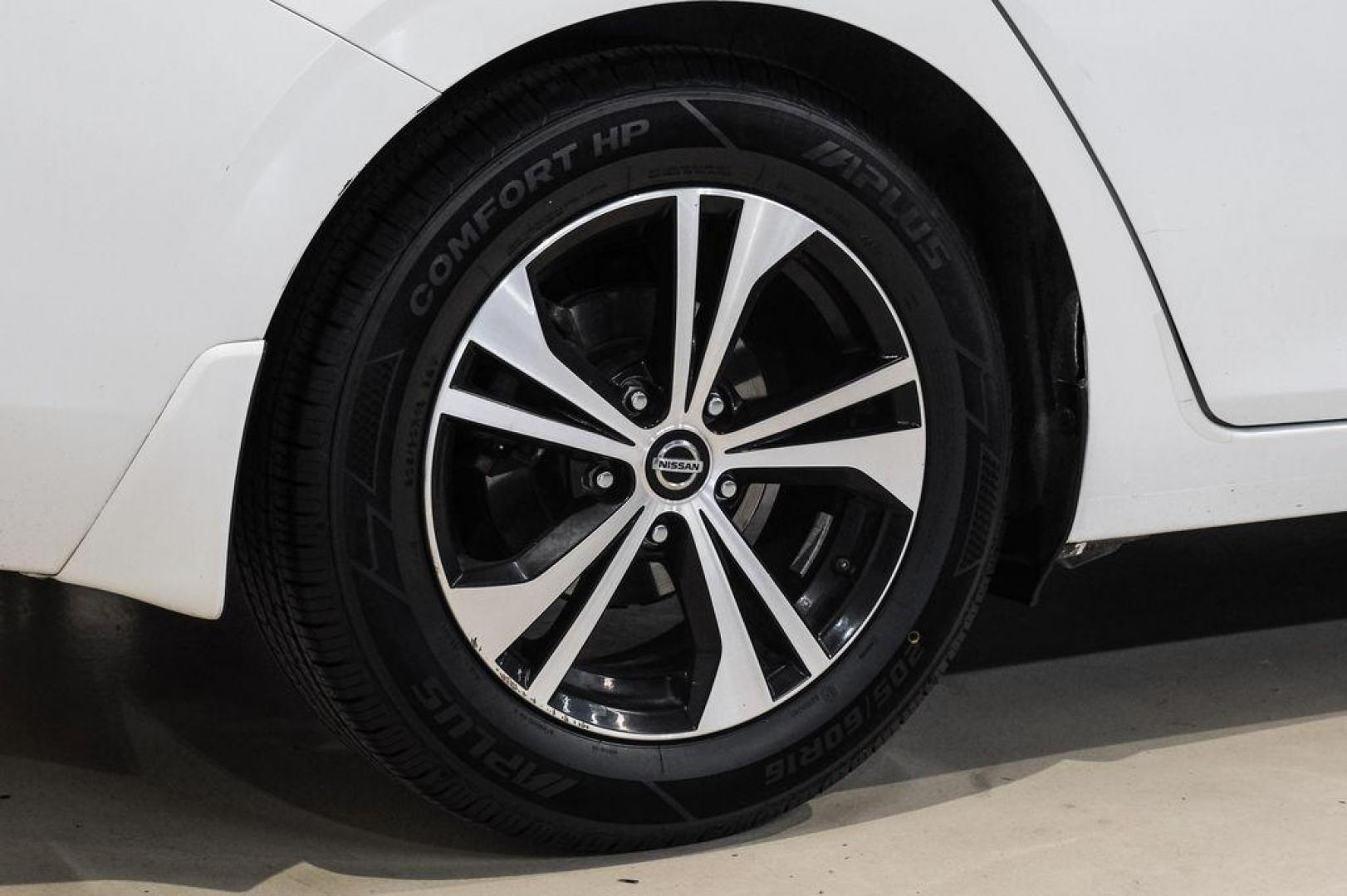 2020 Aspen White Tricoat /Charcoal Nissan Sentra SV (3N1AB8CVXLY) with an 2.0L DOHC engine, CVT transmission, located at 15300 Midway Rd., Addison, TX, 75001, (972) 702-0011, 32.958321, -96.838074 - Photo#53