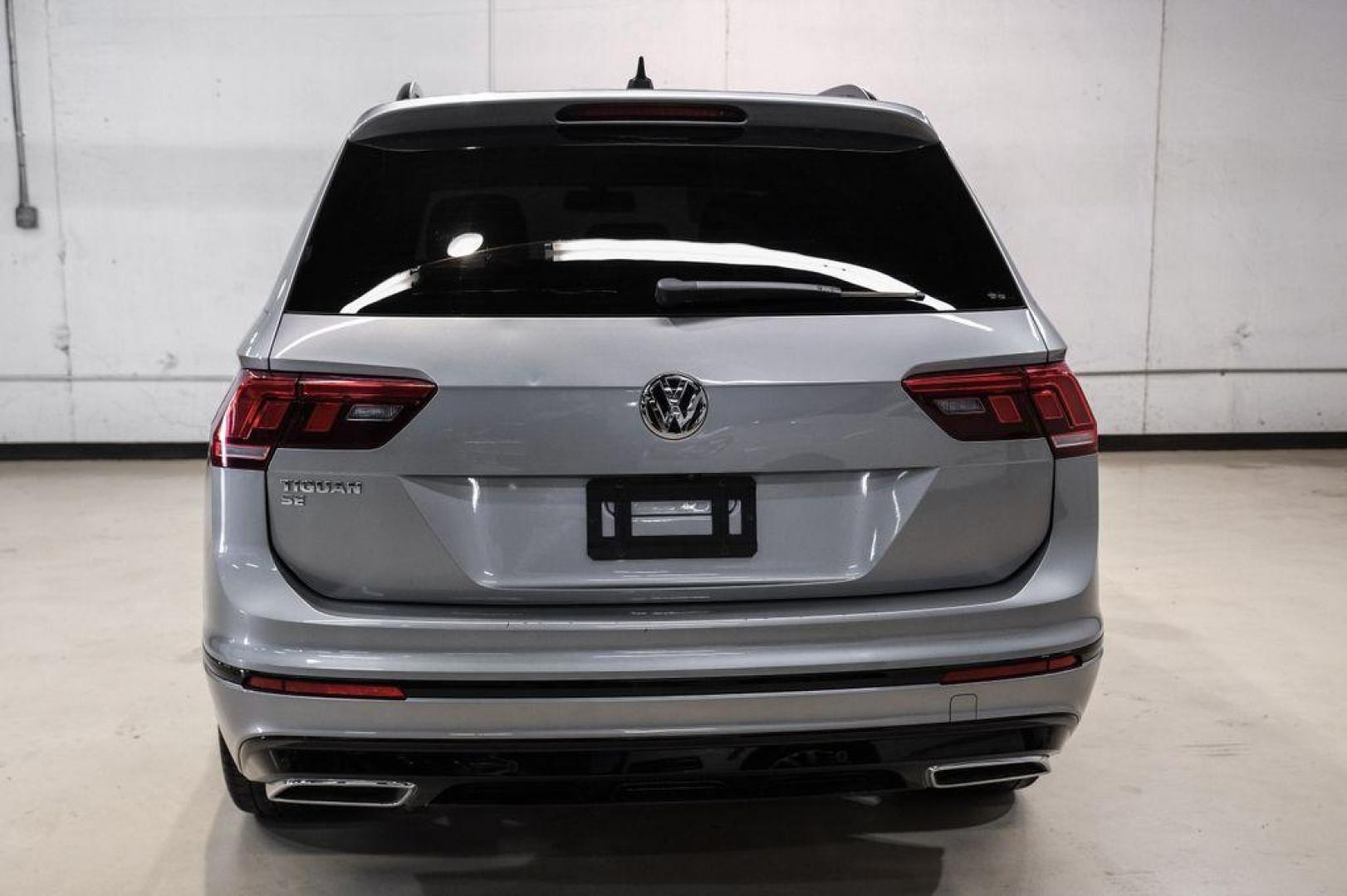 2020 Silver Metallic /Storm Gray Volkswagen Tiguan 2.0T SE R-Line Black (3VV3B7AX3LM) with an 2.0L TSI DOHC engine, Automatic transmission, located at 15300 Midway Rd., Addison, TX, 75001, (972) 702-0011, 32.958321, -96.838074 - Photo#9