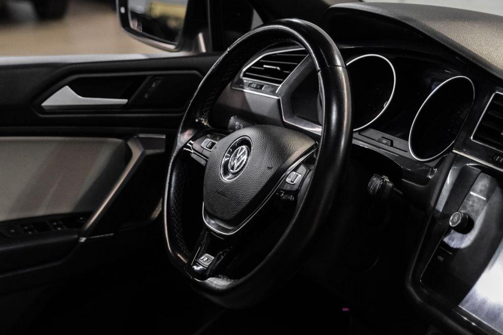 2020 Silver Metallic /Storm Gray Volkswagen Tiguan 2.0T SE R-Line Black (3VV3B7AX3LM) with an 2.0L TSI DOHC engine, Automatic transmission, located at 15300 Midway Rd., Addison, TX, 75001, (972) 702-0011, 32.958321, -96.838074 - Photo#16