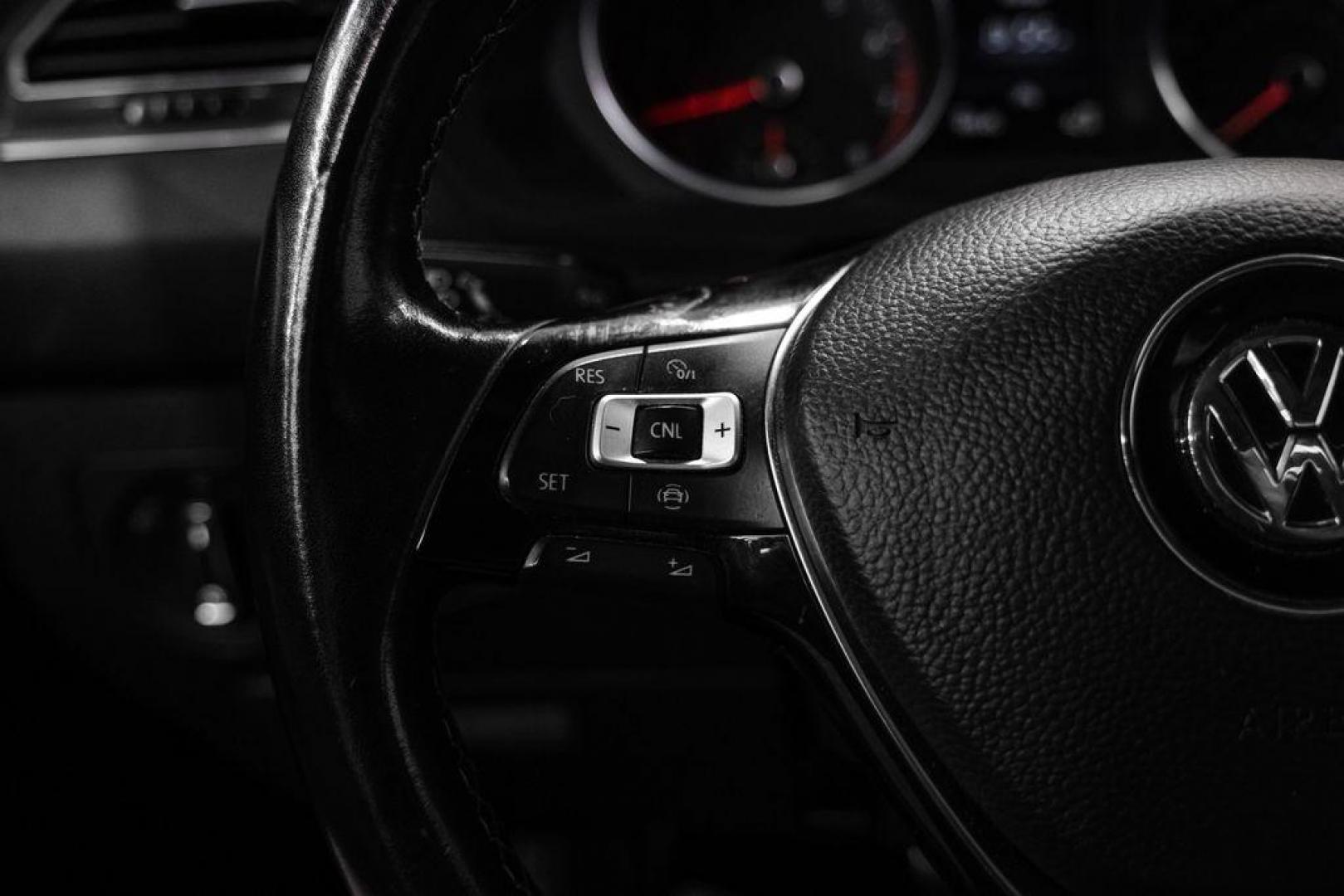 2020 Silver Metallic /Storm Gray Volkswagen Tiguan 2.0T SE R-Line Black (3VV3B7AX3LM) with an 2.0L TSI DOHC engine, Automatic transmission, located at 15300 Midway Rd., Addison, TX, 75001, (972) 702-0011, 32.958321, -96.838074 - Photo#18