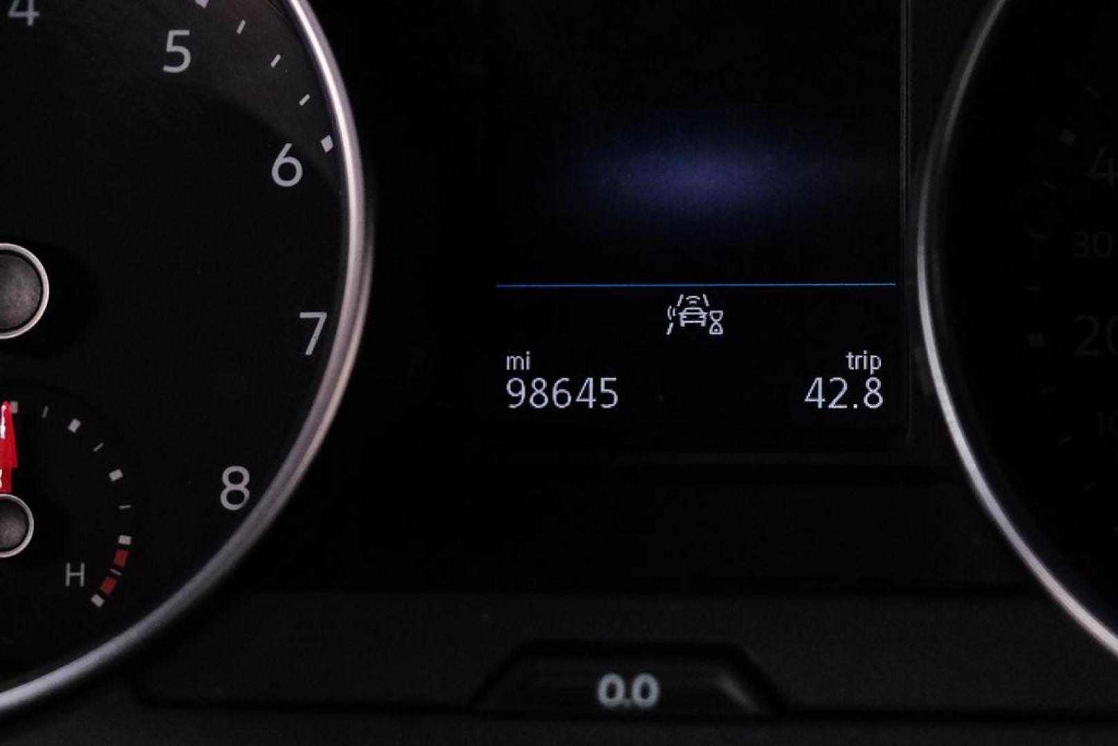 2020 Silver Metallic /Storm Gray Volkswagen Tiguan 2.0T SE R-Line Black (3VV3B7AX3LM) with an 2.0L TSI DOHC engine, Automatic transmission, located at 15300 Midway Rd., Addison, TX, 75001, (972) 702-0011, 32.958321, -96.838074 - Photo#21