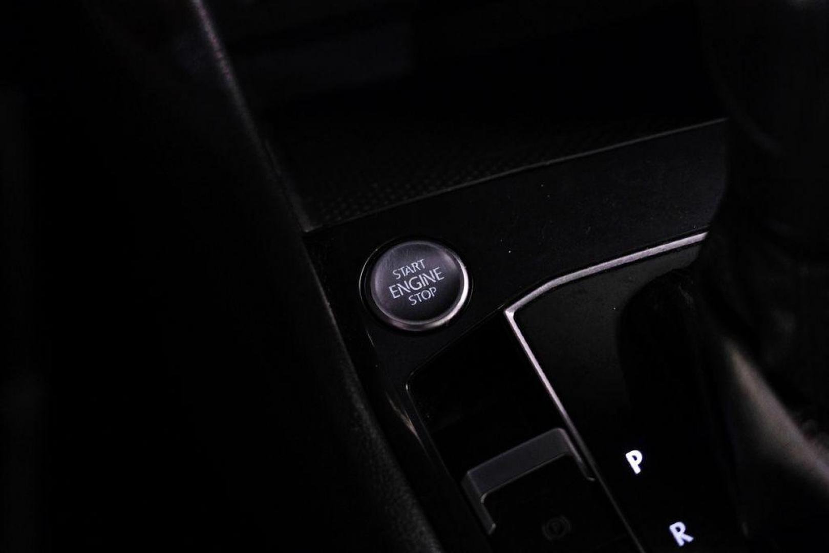 2020 Silver Metallic /Storm Gray Volkswagen Tiguan 2.0T SE R-Line Black (3VV3B7AX3LM) with an 2.0L TSI DOHC engine, Automatic transmission, located at 15300 Midway Rd., Addison, TX, 75001, (972) 702-0011, 32.958321, -96.838074 - Photo#22