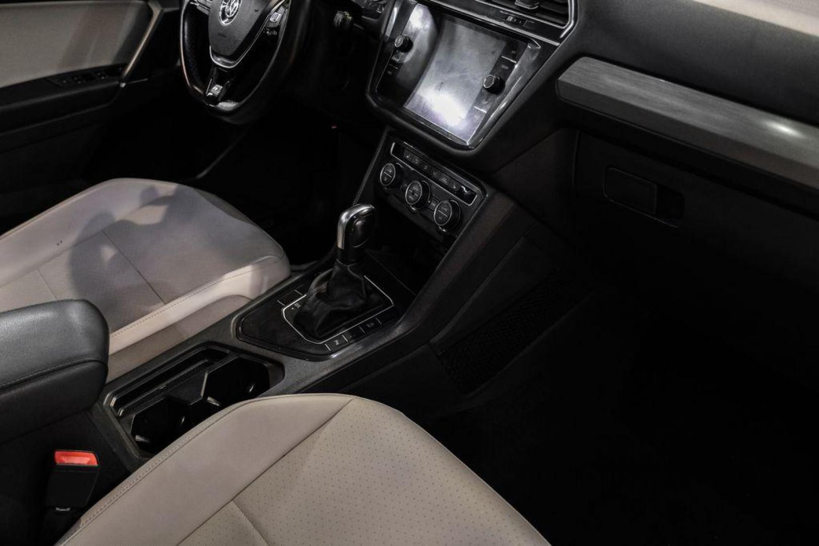 2020 Silver Metallic /Storm Gray Volkswagen Tiguan 2.0T SE R-Line Black (3VV3B7AX3LM) with an 2.0L TSI DOHC engine, Automatic transmission, located at 15300 Midway Rd., Addison, TX, 75001, (972) 702-0011, 32.958321, -96.838074 - Photo#24