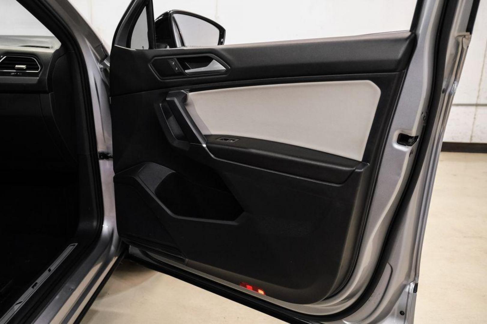 2020 Silver Metallic /Storm Gray Volkswagen Tiguan 2.0T SE R-Line Black (3VV3B7AX3LM) with an 2.0L TSI DOHC engine, Automatic transmission, located at 15300 Midway Rd., Addison, TX, 75001, (972) 702-0011, 32.958321, -96.838074 - Photo#41