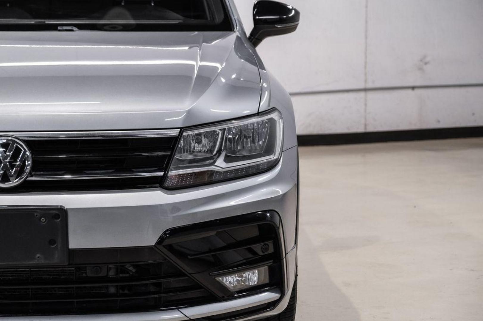 2020 Silver Metallic /Storm Gray Volkswagen Tiguan 2.0T SE R-Line Black (3VV3B7AX3LM) with an 2.0L TSI DOHC engine, Automatic transmission, located at 15300 Midway Rd., Addison, TX, 75001, (972) 702-0011, 32.958321, -96.838074 - Photo#44