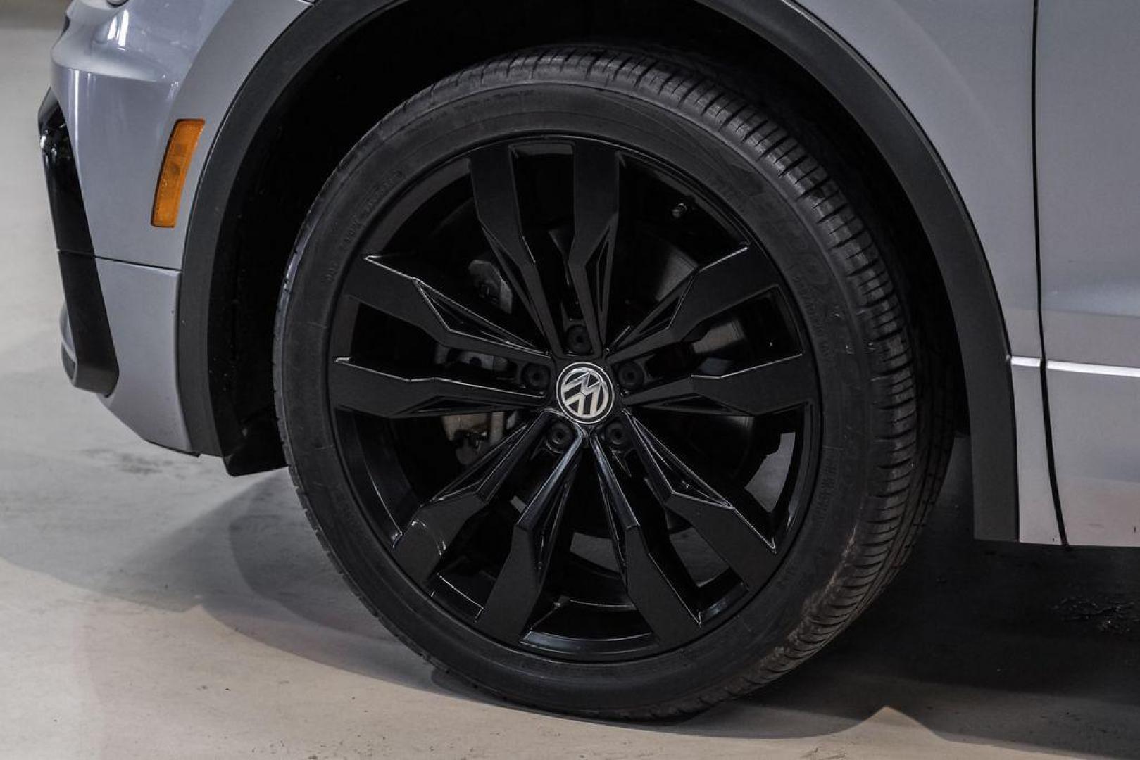 2020 Silver Metallic /Storm Gray Volkswagen Tiguan 2.0T SE R-Line Black (3VV3B7AX3LM) with an 2.0L TSI DOHC engine, Automatic transmission, located at 15300 Midway Rd., Addison, TX, 75001, (972) 702-0011, 32.958321, -96.838074 - Photo#51
