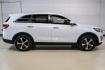 2017 Snow White Pearl /Stone Beige Kia Sorento EX (5XYPH4A52HG) with an 3.3L DOHC engine, Automatic transmission, located at 15300 Midway Rd., Addison, TX, 75001, (972) 702-0011, 32.958321, -96.838074 - Photo#6