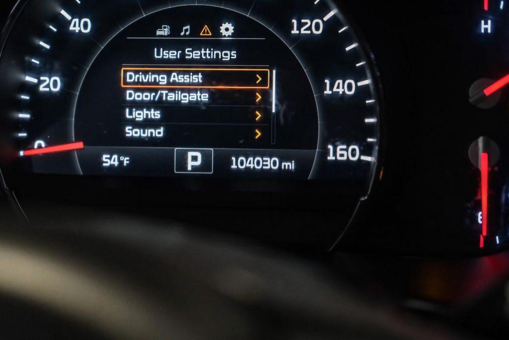 2017 Snow White Pearl /Stone Beige Kia Sorento EX (5XYPH4A52HG) with an 3.3L DOHC engine, Automatic transmission, located at 15300 Midway Rd., Addison, TX, 75001, (972) 702-0011, 32.958321, -96.838074 - Photo#20