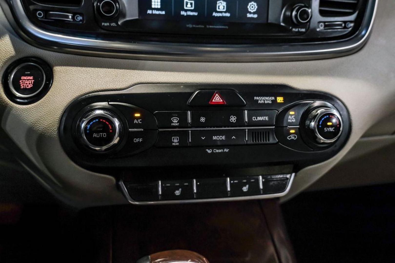 2017 Snow White Pearl /Stone Beige Kia Sorento EX (5XYPH4A52HG) with an 3.3L DOHC engine, Automatic transmission, located at 15300 Midway Rd., Addison, TX, 75001, (972) 702-0011, 32.958321, -96.838074 - Photo#26