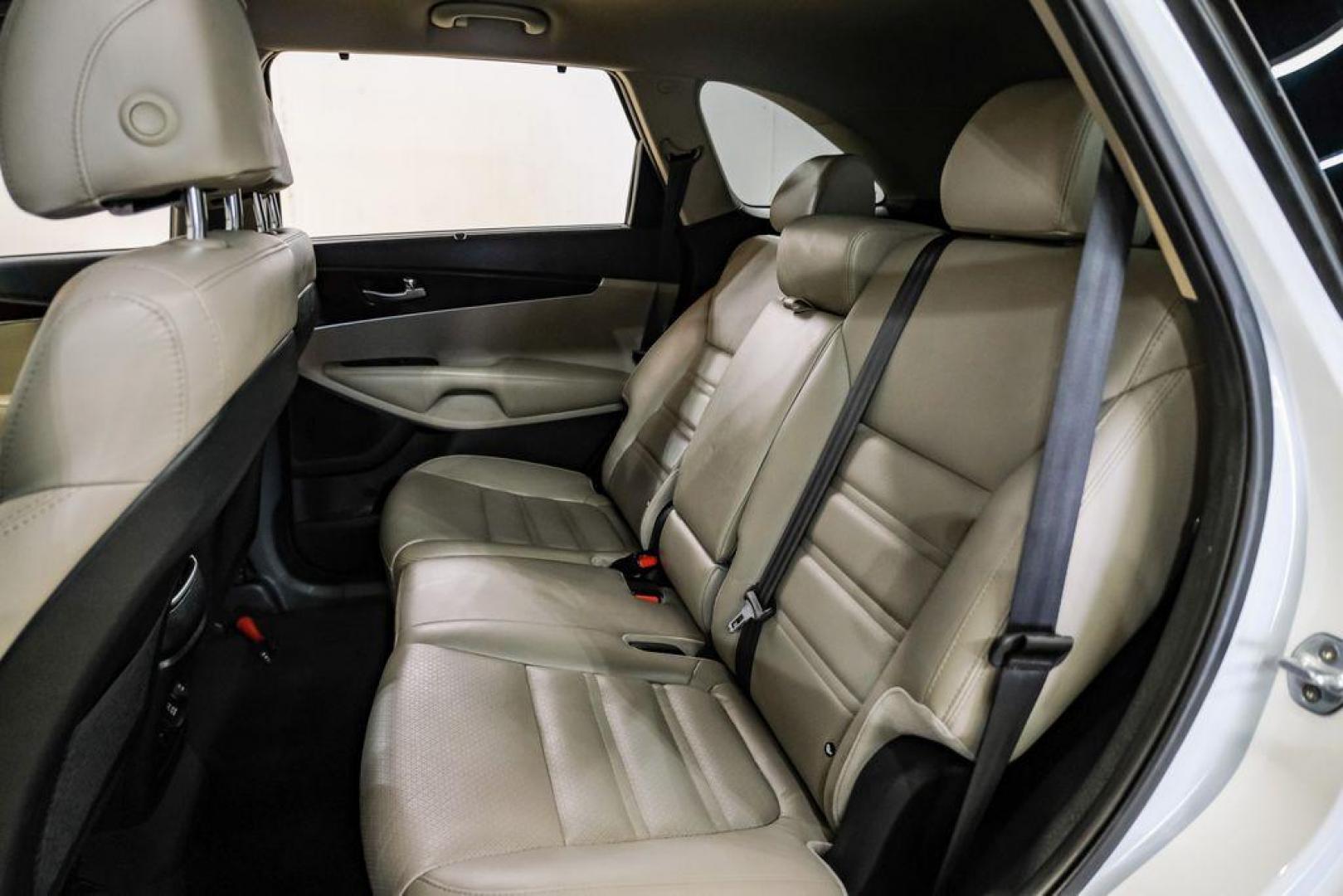 2017 Snow White Pearl /Stone Beige Kia Sorento EX (5XYPH4A52HG) with an 3.3L DOHC engine, Automatic transmission, located at 15300 Midway Rd., Addison, TX, 75001, (972) 702-0011, 32.958321, -96.838074 - Photo#39