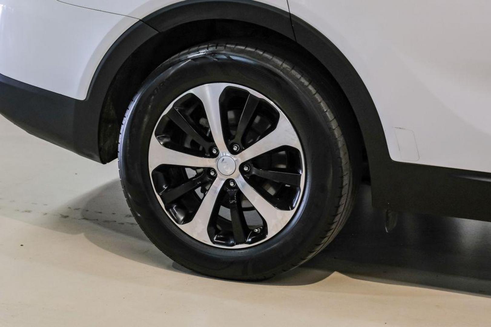 2017 Snow White Pearl /Stone Beige Kia Sorento EX (5XYPH4A52HG) with an 3.3L DOHC engine, Automatic transmission, located at 15300 Midway Rd., Addison, TX, 75001, (972) 702-0011, 32.958321, -96.838074 - Photo#55