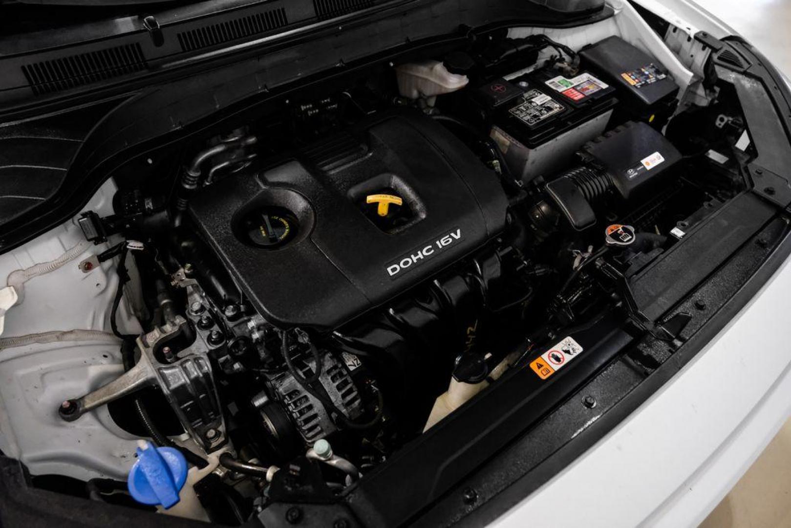 2019 White /Black Hyundai Kona SE (KM8K1CAA4KU) with an I4 engine, Automatic transmission, located at 15300 Midway Rd., Addison, TX, 75001, (972) 702-0011, 32.958321, -96.838074 - Photo#47