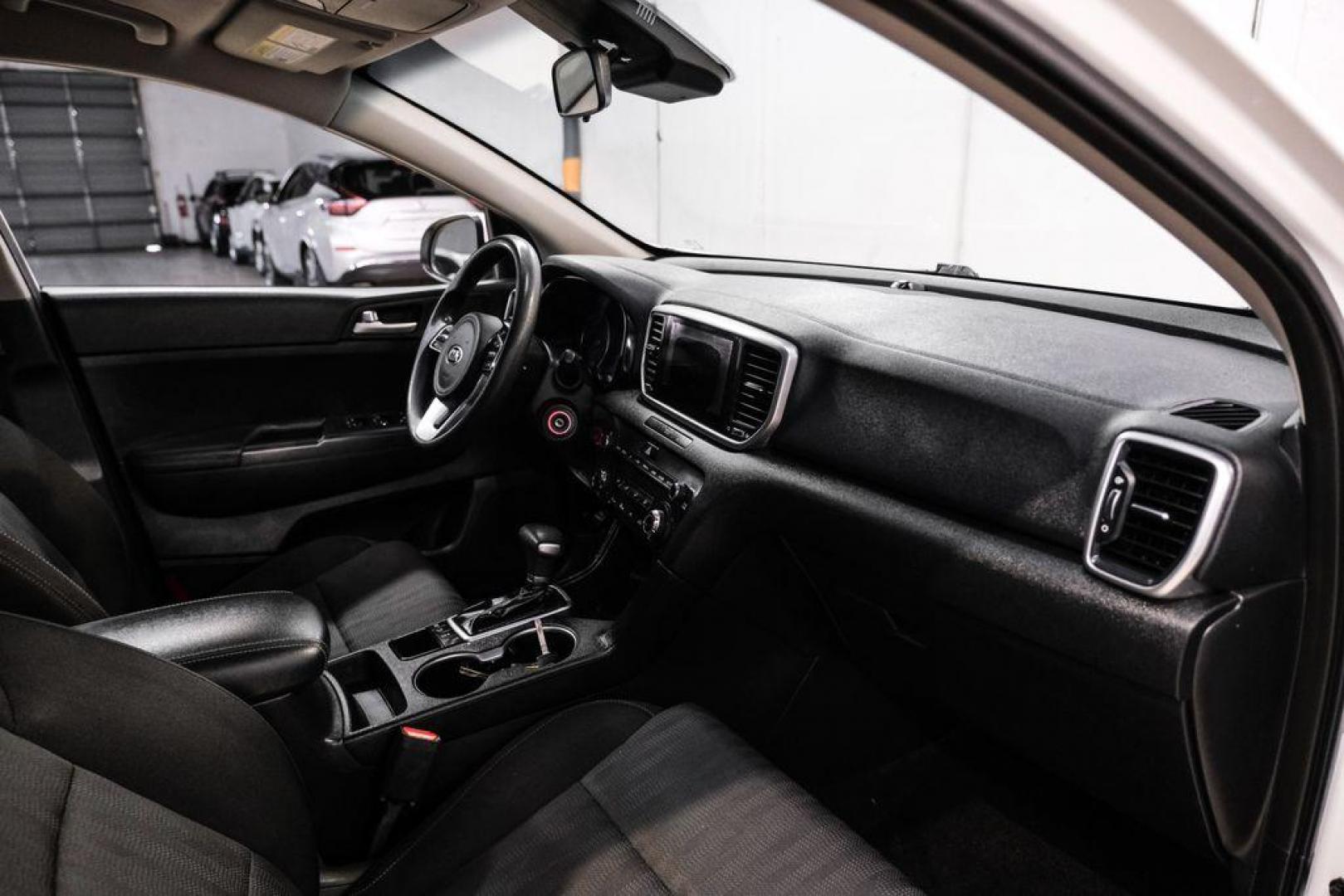 2020 Clear White /Black Kia Sportage LX (KNDPMCAC1L7) with an 2.4L I4 DGI DOHC 16V engine, Automatic transmission, located at 15300 Midway Rd., Addison, TX, 75001, (972) 702-0011, 32.958321, -96.838074 - Photo#13