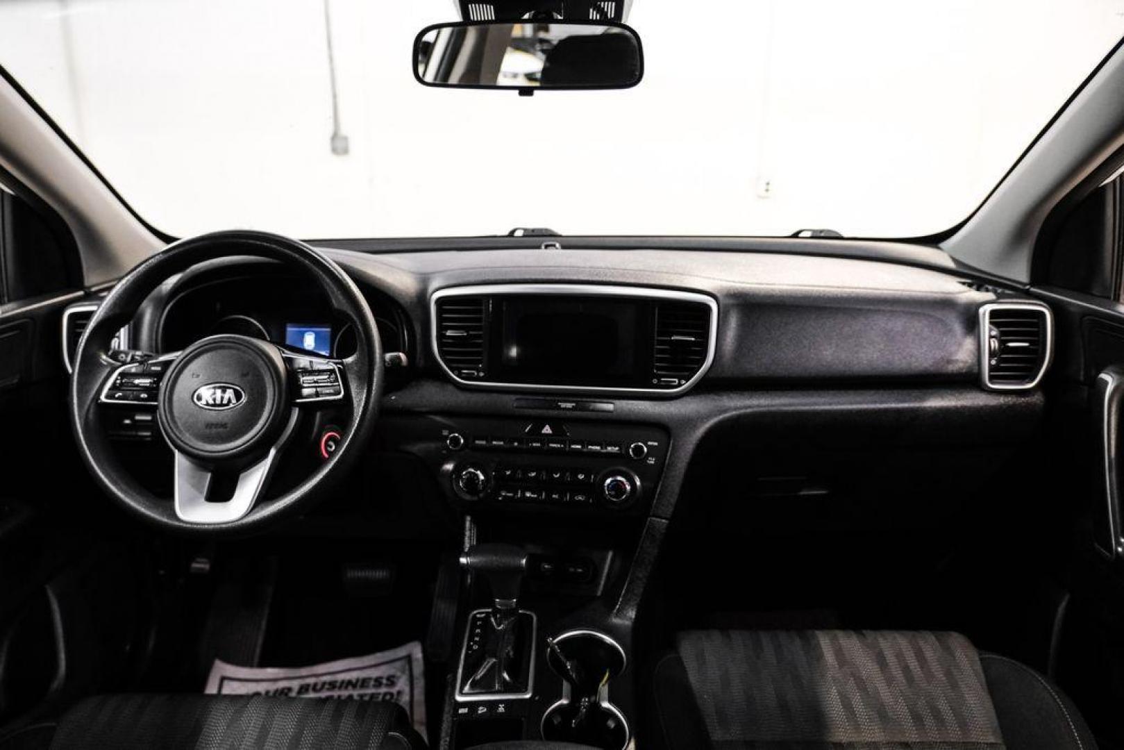 2020 Clear White /Black Kia Sportage LX (KNDPMCAC1L7) with an 2.4L I4 DGI DOHC 16V engine, Automatic transmission, located at 15300 Midway Rd., Addison, TX, 75001, (972) 702-0011, 32.958321, -96.838074 - Photo#14