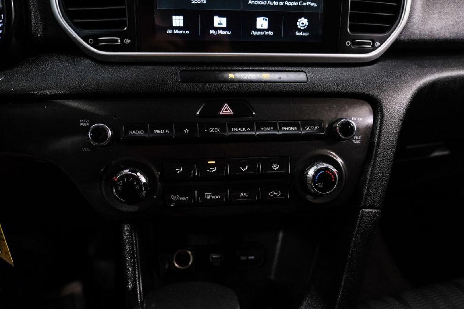 2020 Clear White /Black Kia Sportage LX (KNDPMCAC1L7) with an 2.4L I4 DGI DOHC 16V engine, Automatic transmission, located at 15300 Midway Rd., Addison, TX, 75001, (972) 702-0011, 32.958321, -96.838074 - Photo#24