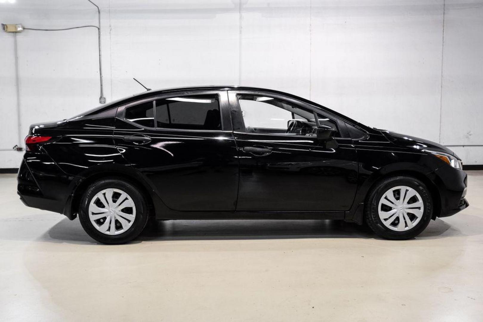 2021 Super Black Metallic /Charcoal Nissan Versa 1.6 S (3N1CN8DV2ML) with an 1.6L 4-Cylinder DOHC 16V engine, CVT transmission, located at 15300 Midway Rd., Addison, TX, 75001, (972) 702-0011, 32.958321, -96.838074 - Photo#6