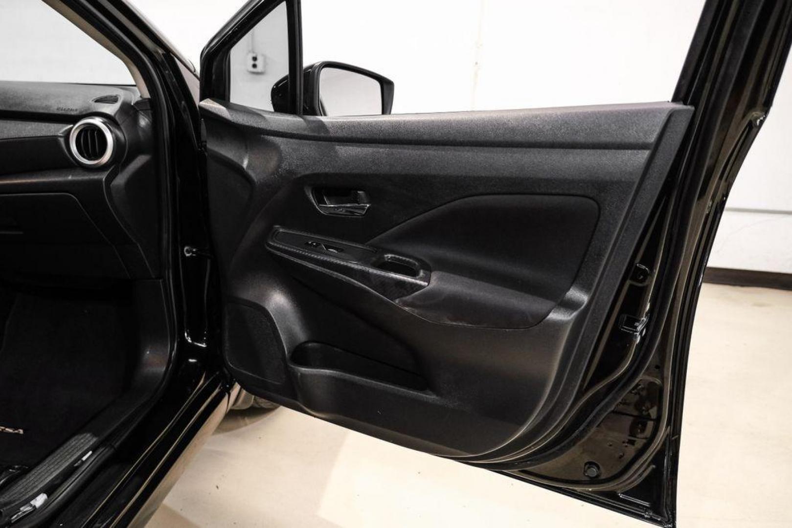 2021 Super Black Metallic /Charcoal Nissan Versa 1.6 S (3N1CN8DV2ML) with an 1.6L 4-Cylinder DOHC 16V engine, CVT transmission, located at 15300 Midway Rd., Addison, TX, 75001, (972) 702-0011, 32.958321, -96.838074 - Photo#43