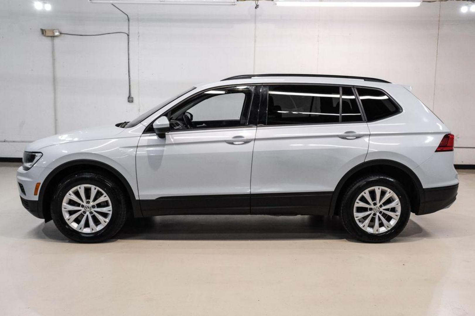2018 White Silver /Titan Black Volkswagen Tiguan 2.0T S (3VV1B7AX8JM) with an 2.0L TSI DOHC engine, Automatic transmission, located at 15300 Midway Rd., Addison, TX, 75001, (972) 702-0011, 32.958321, -96.838074 - Photo#10
