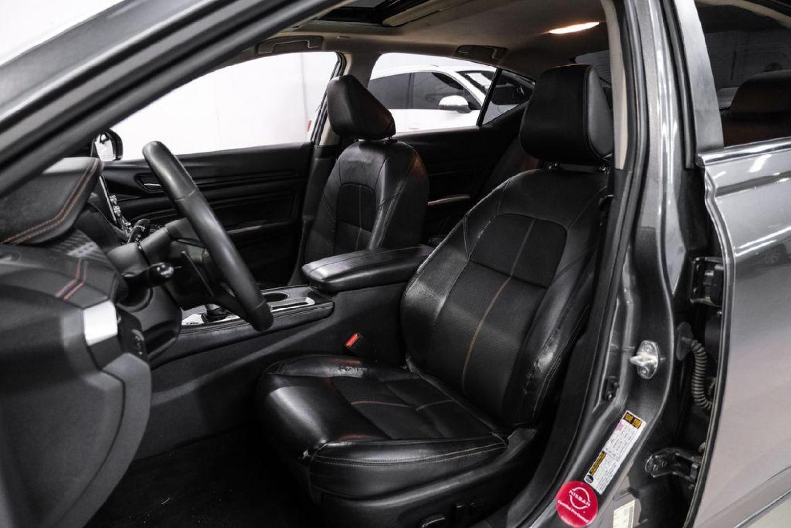 2022 Gun Metallic /Sport Nissan Altima 2.0 SR (1N4AL4CV0NN) with an 2.0L I4 PDI Turbocharged DOHC 16V LEV3-ULEV70 236hp engine, CVT transmission, located at 15300 Midway Rd., Addison, TX, 75001, (972) 702-0011, 32.958321, -96.838074 - Photo#31