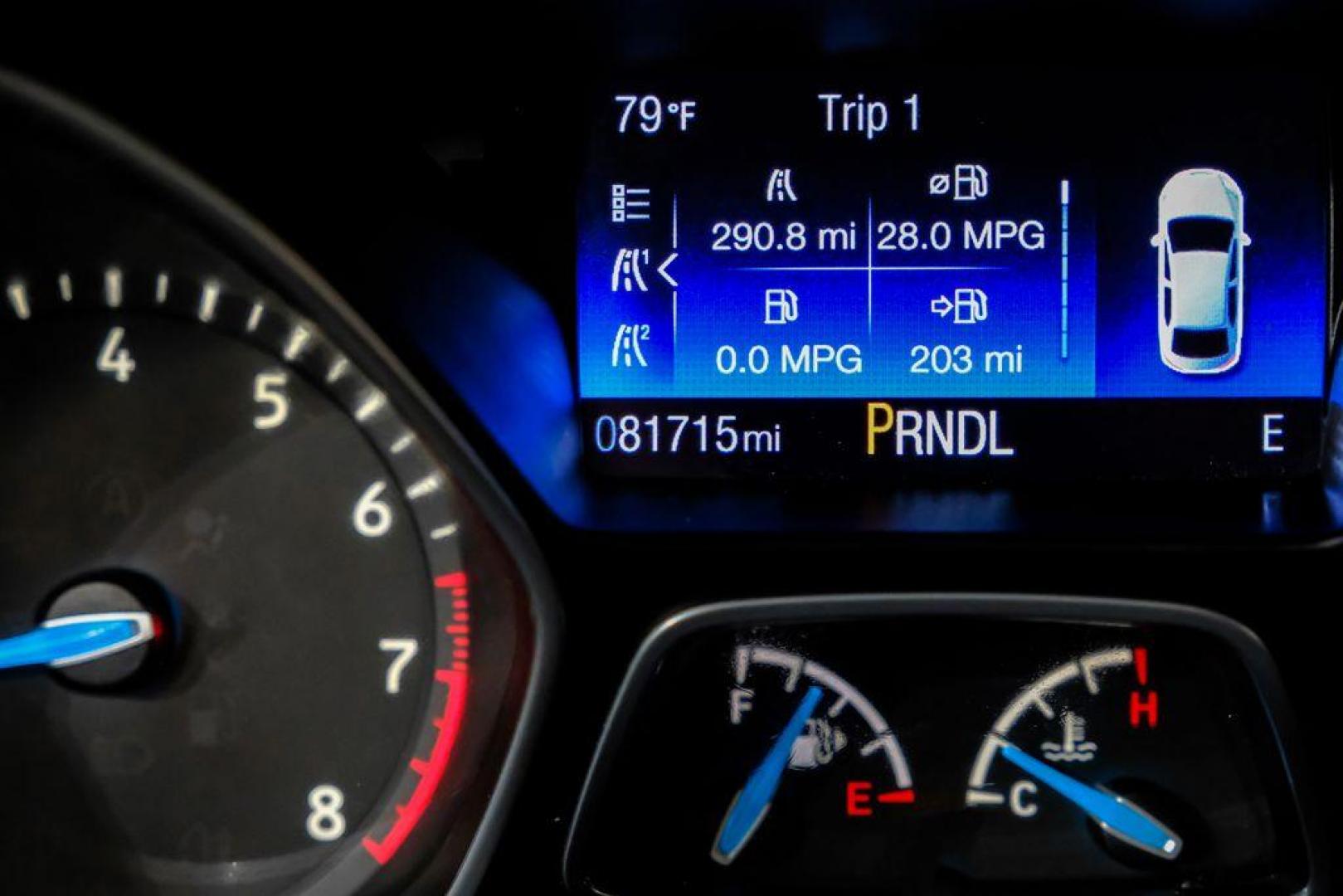 2017 Oxford White /Black Ford Focus SE (1FADP3F23HL) with an 2.0L 4-Cylinder DGI Flex Fuel Turbocharged DOHC engine, Automatic transmission, located at 15300 Midway Rd., Addison, TX, 75001, (972) 702-0011, 32.958321, -96.838074 - Photo#18